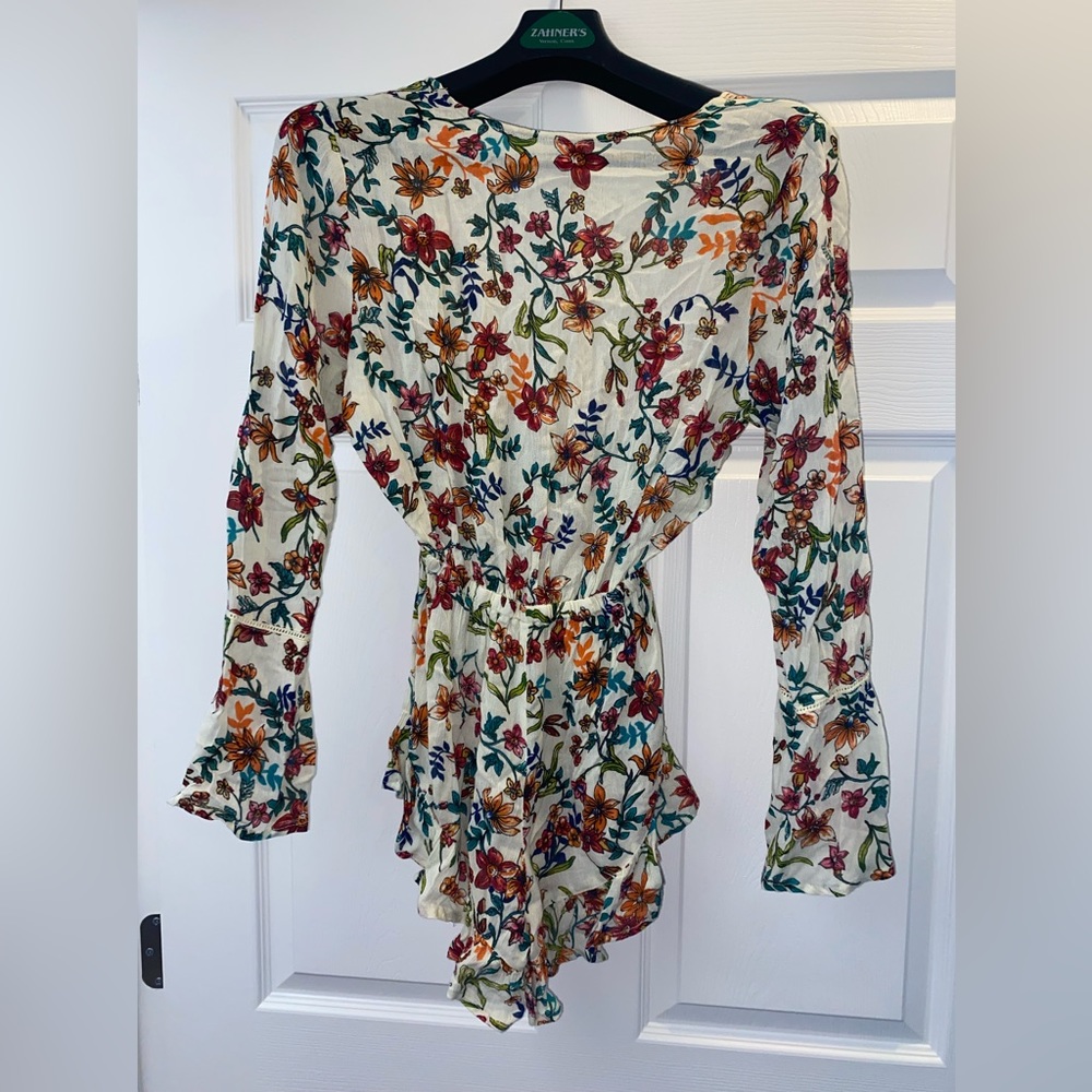 NWOT Raga Women’s romper.